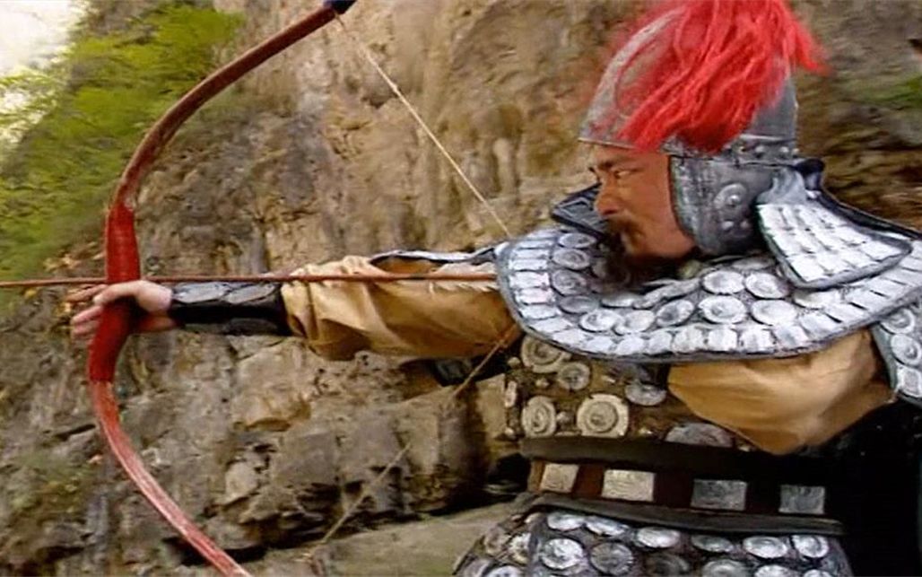 郭淮放箭追杀姜维,被姜维直接接箭反杀,这下赔大发了!