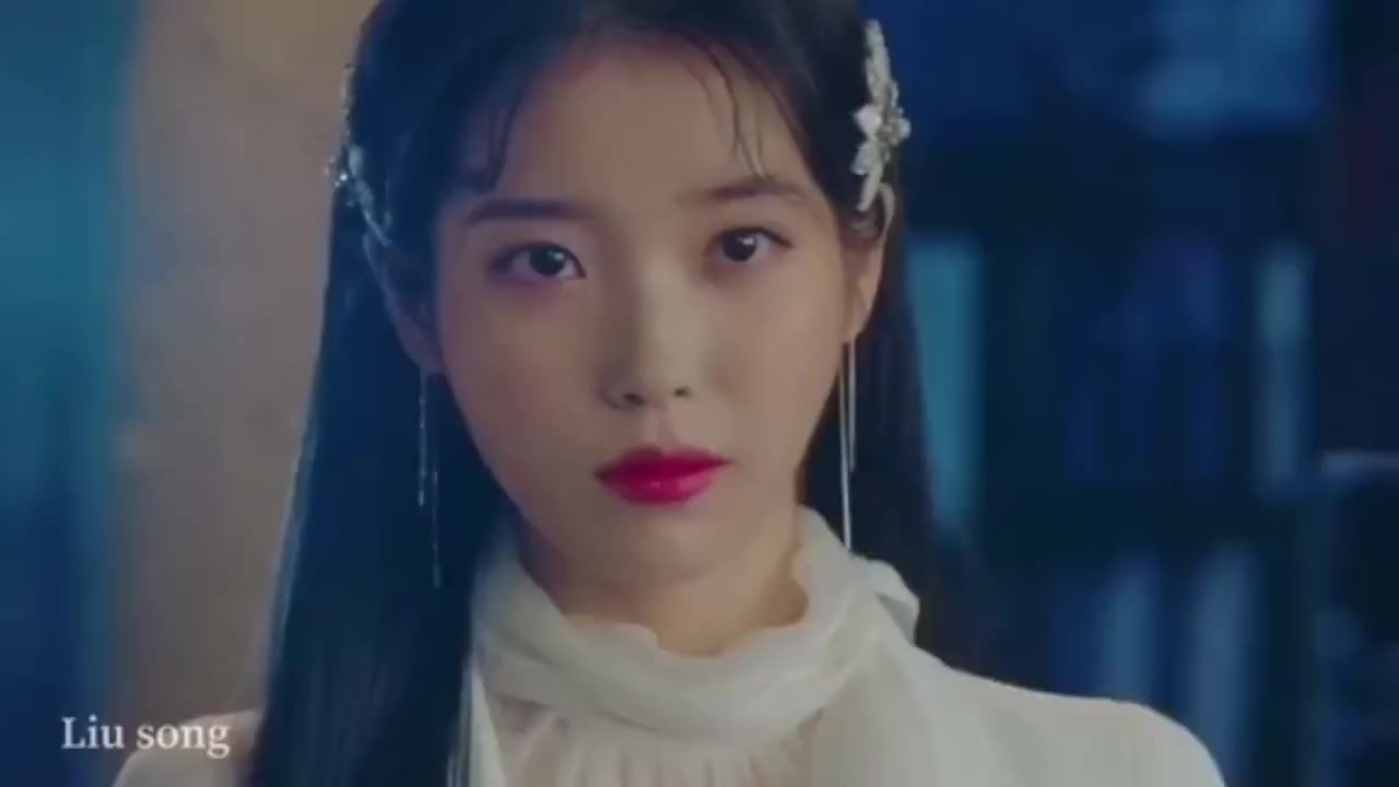 iu李知恩的精彩瞬间,拿去做壁纸吧