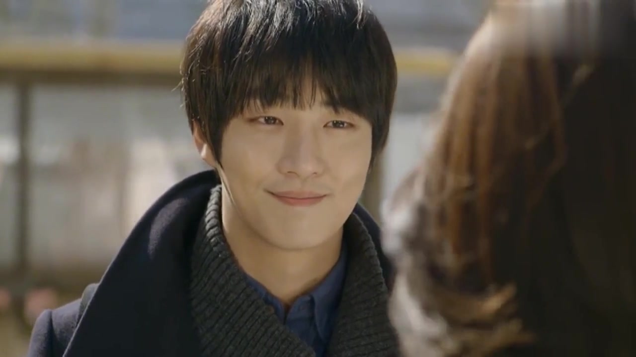 邻家花美男:大结局太甜了,不负女主一年苦苦的等待,安立奎返国_哔哩