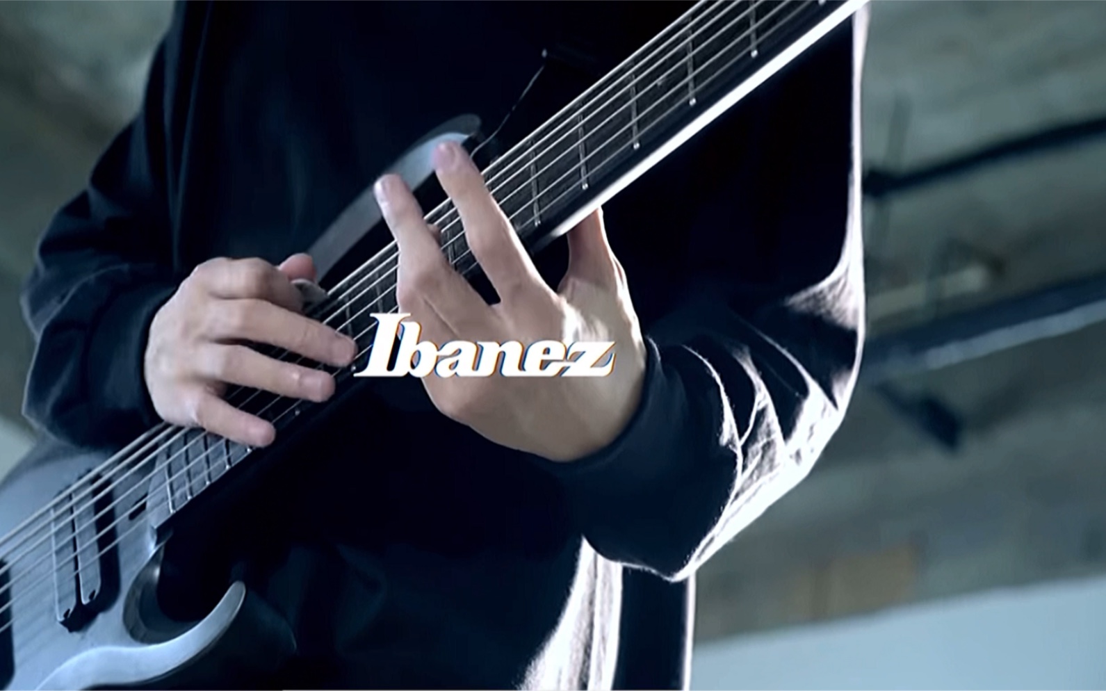 ibanez bass 唯有乐器广告这么好看!哔哩哔哩bilibili