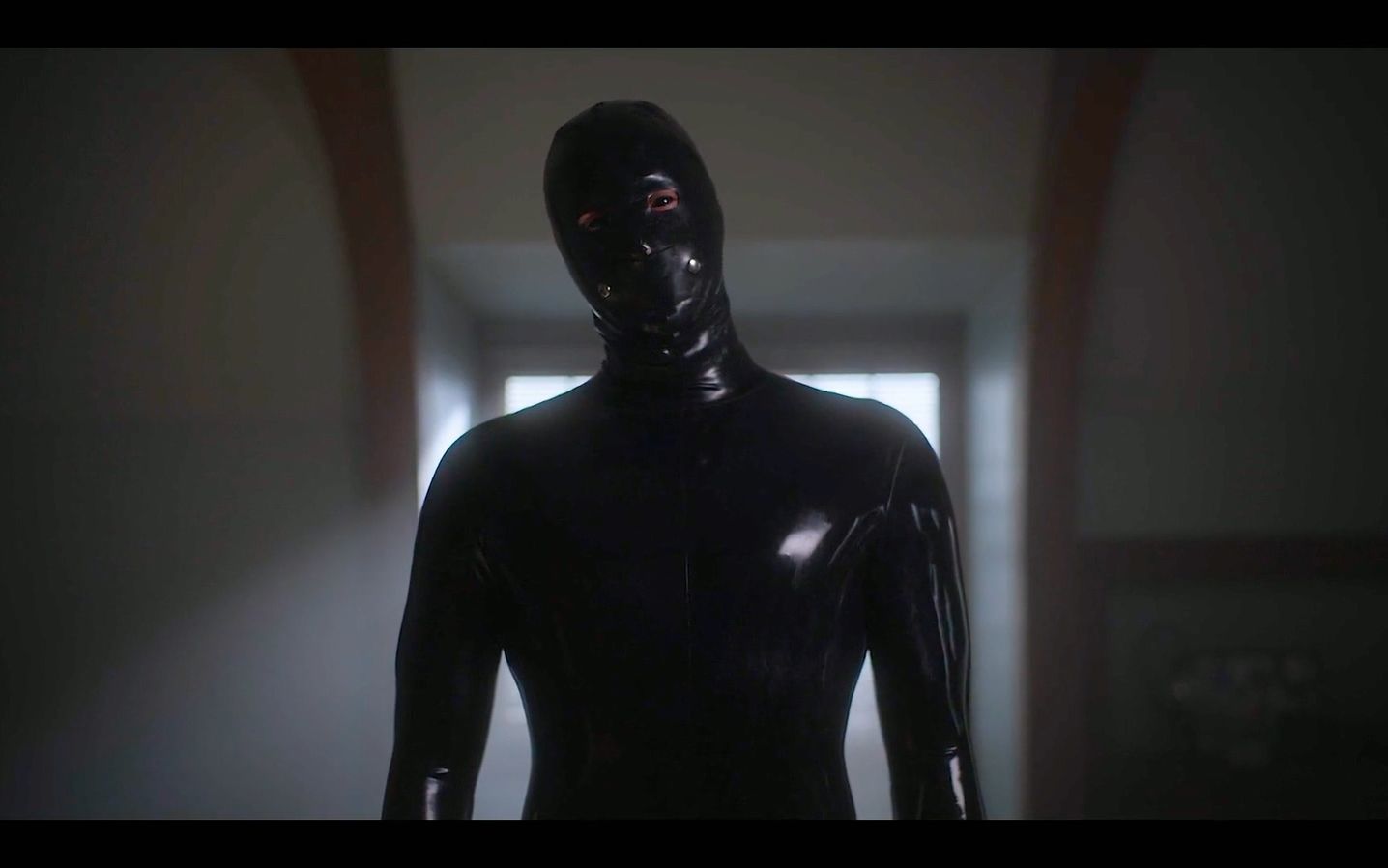 活动作品美恐衍生剧一件诡异的杀人皮衣