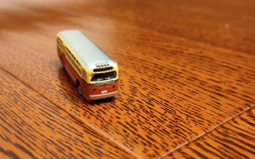 n比例自走巴士 tomytec world bus collection之tdh4512型巴士模型