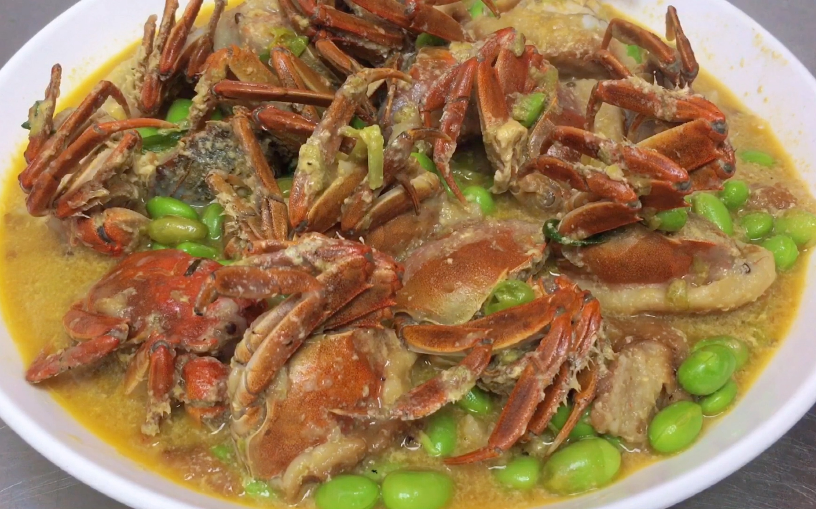 六月黄面拖蟹,比大闸蟹还要鲜美,让人一吃就爱上的美食