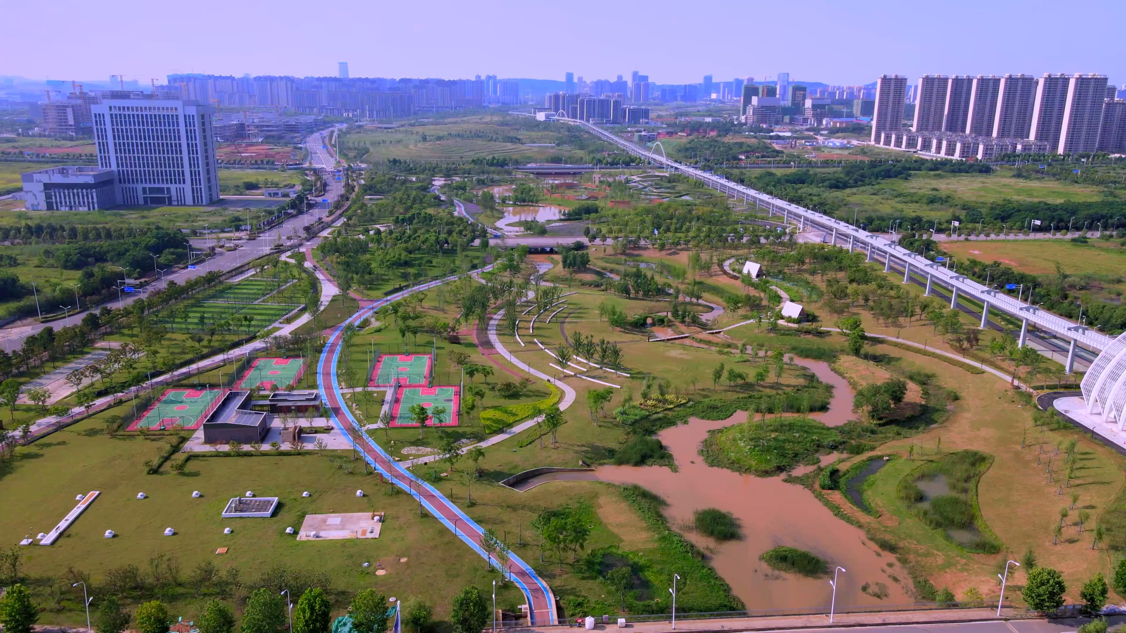 光谷中央生态大走廊(南段)