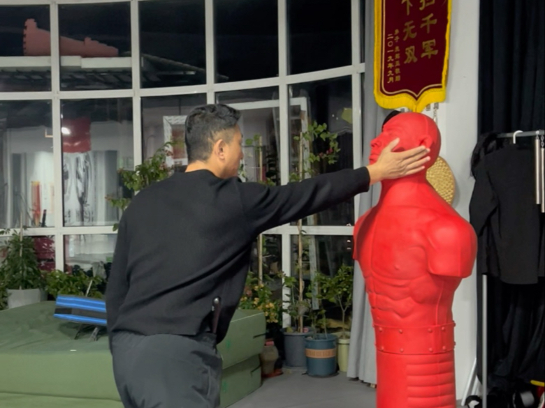 练练我也去参个赛，给给赵大兄弟报个仇