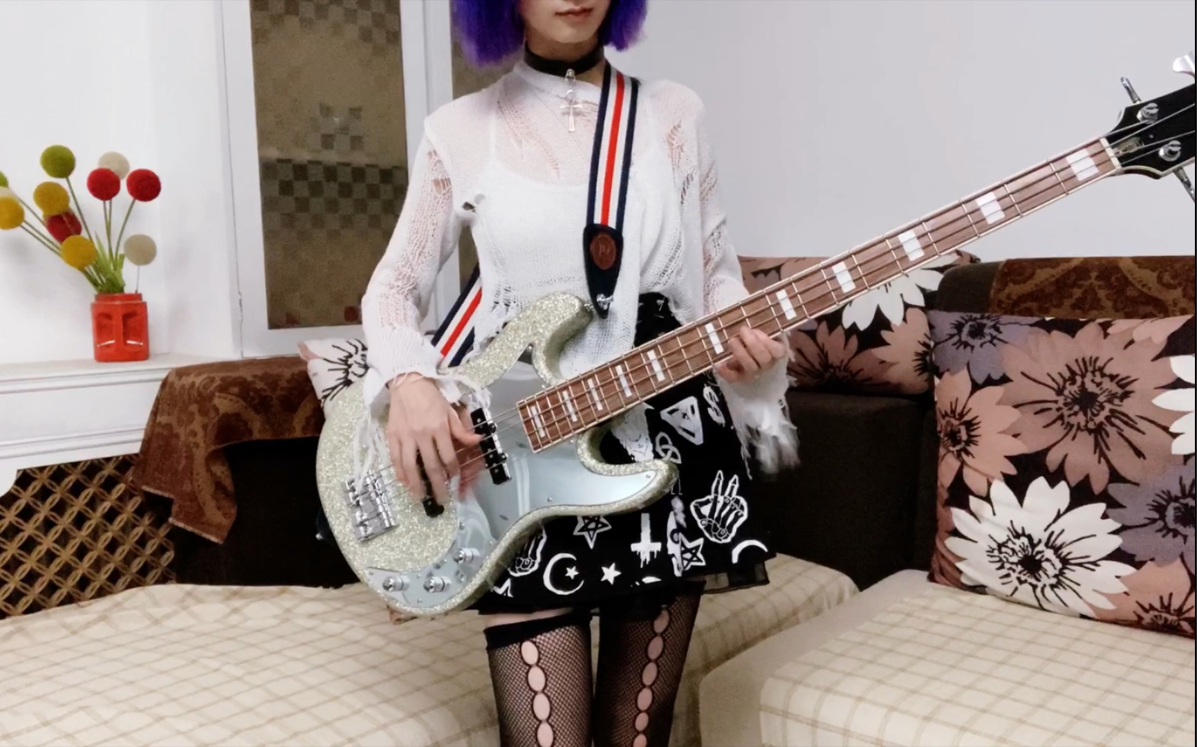 【bass】nana「rose」 - 土屋安娜|今天来点二次元经典曲_哔哩哔哩