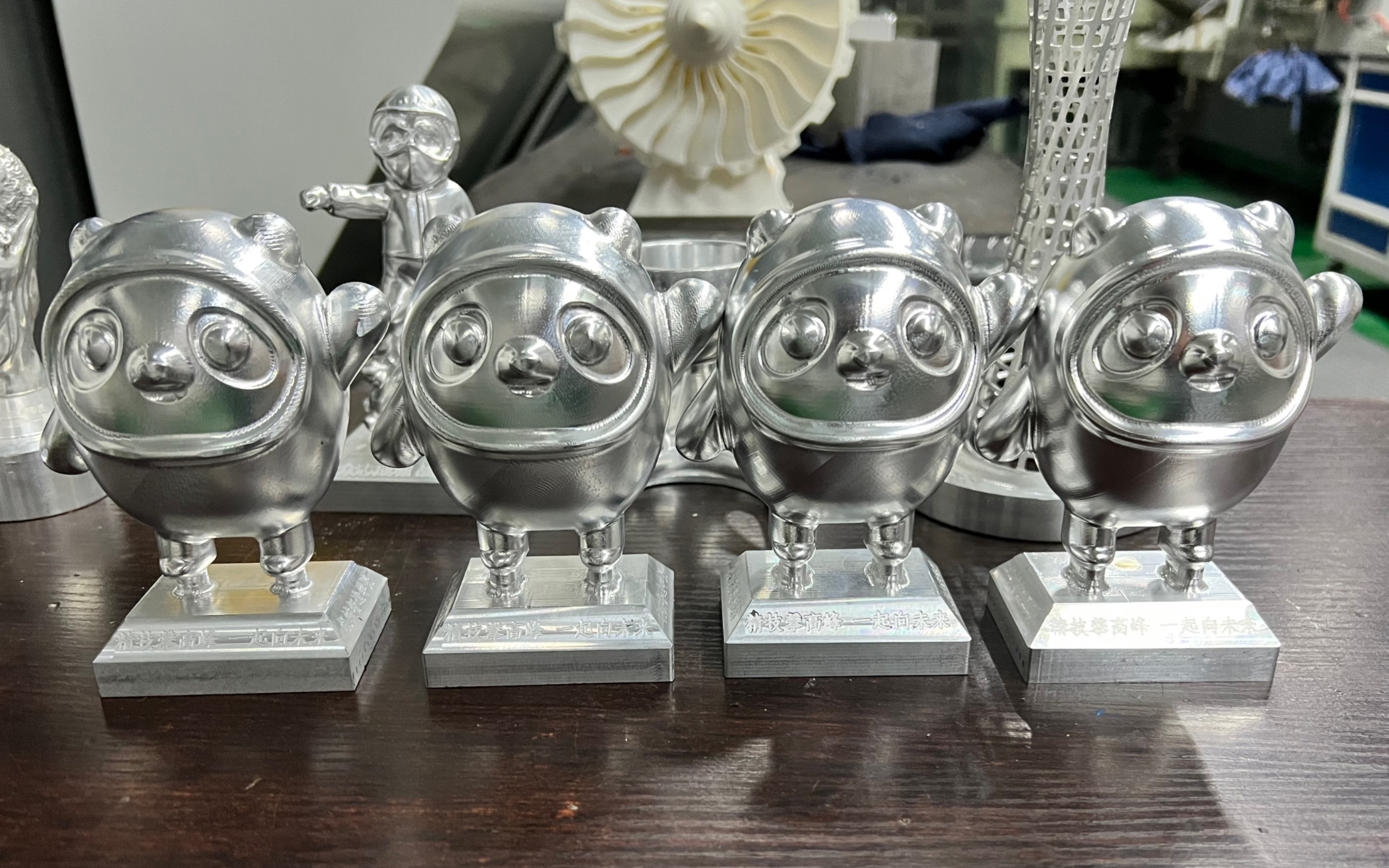 五轴数控加工冰墩墩