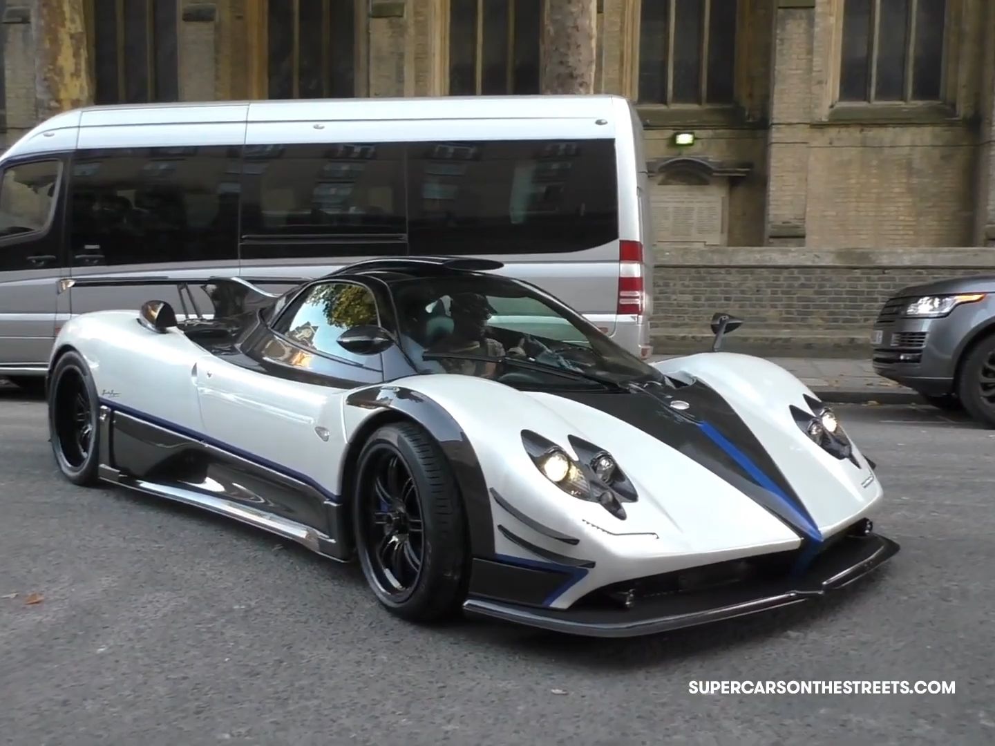 zonda riviera图片