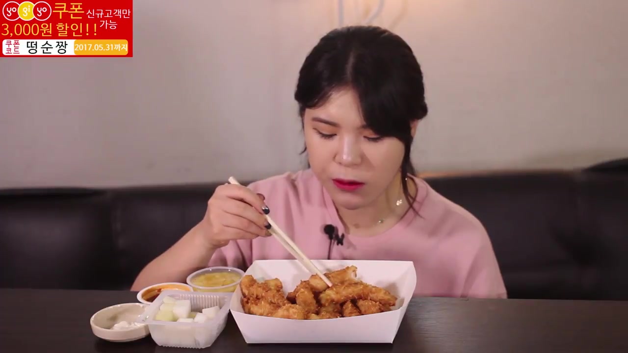 韩国吃播donkey妹妹无说话吃播烤年糕泡面炸鸡3篇