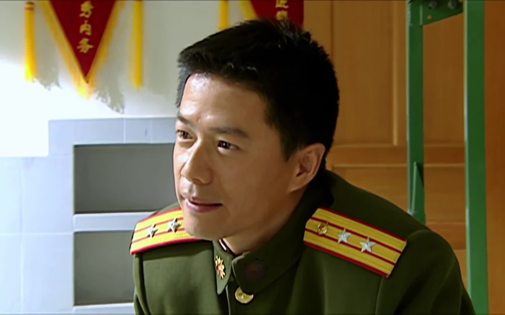 士兵突击【袁朗】"因为我才三十岁,我还没玩够呢"