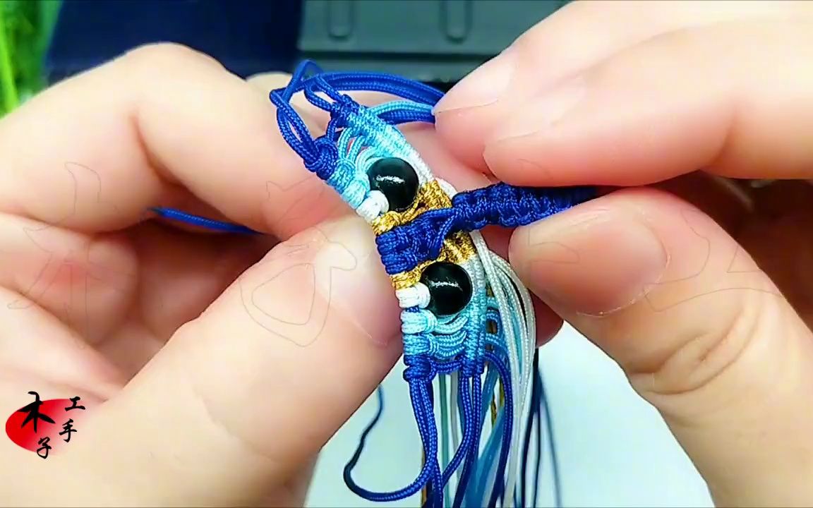 手工达人教你用绳子编织金鱼,可不要错过哦