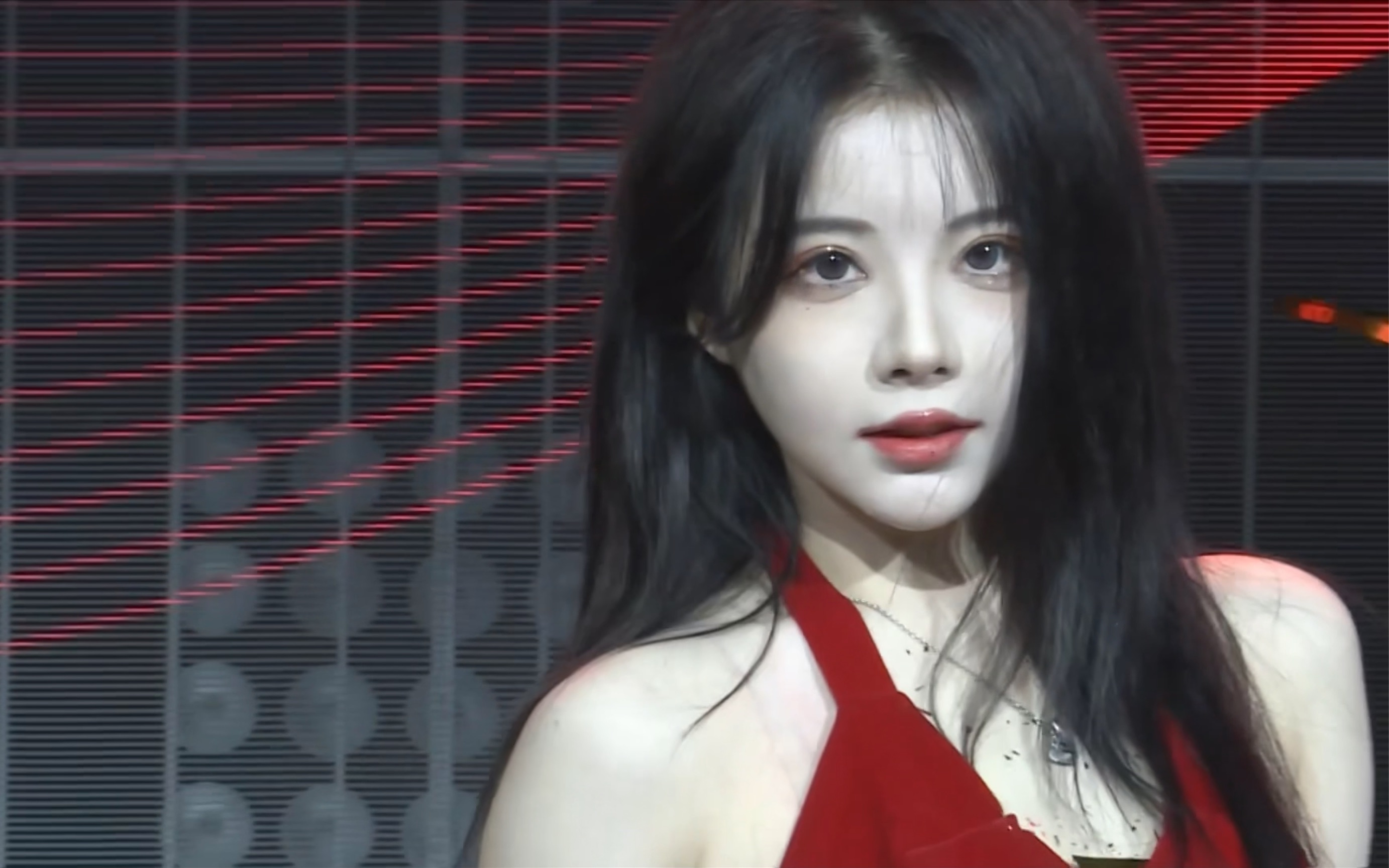 【snh48王睿琦】瑞奇太辣了～《关不掉》中报展演舞台