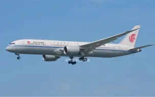 下载视频: 国航A330与787降落SZX实拍。