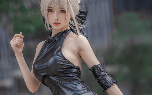 [图][简言]简言大佬漫展saber图集拍摄过程<Fate/saber角色Cosplay拍摄过程>