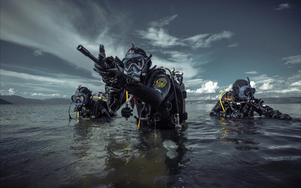 [昆明云豹]昆明市公安局特警支队云豹突击大队"蛙人"小组