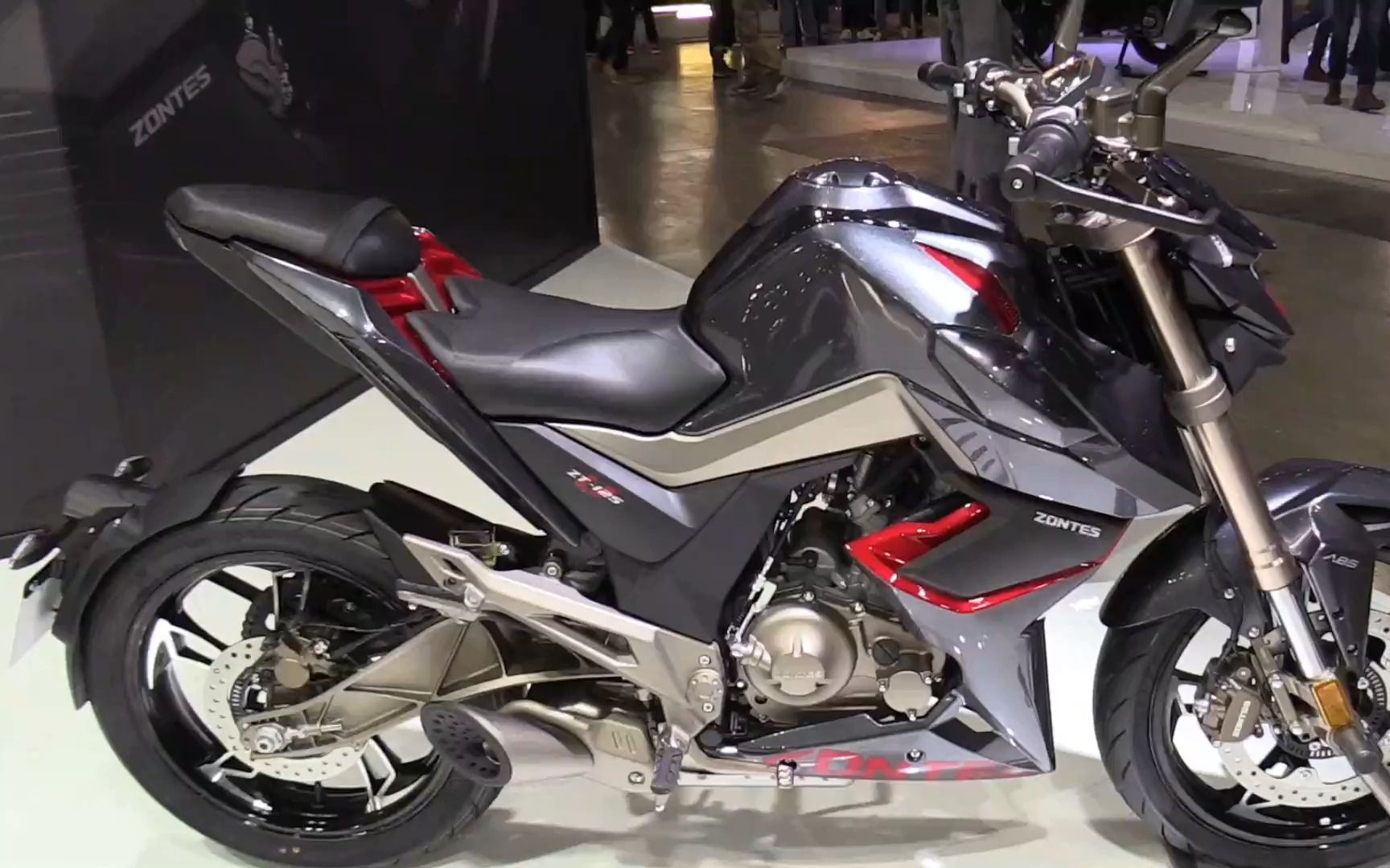 2022款升仕zontes 125 u摩托车