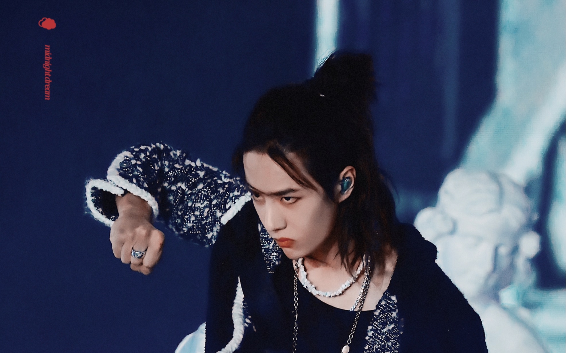 【王一博无感】湖南卫视跨年夜粉丝区主舞台部分直拍_哔哩哔哩_bili