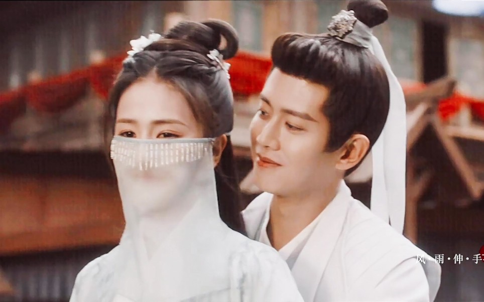 她并非太子妃,在天下人眼中,她早已是南辰王妃.