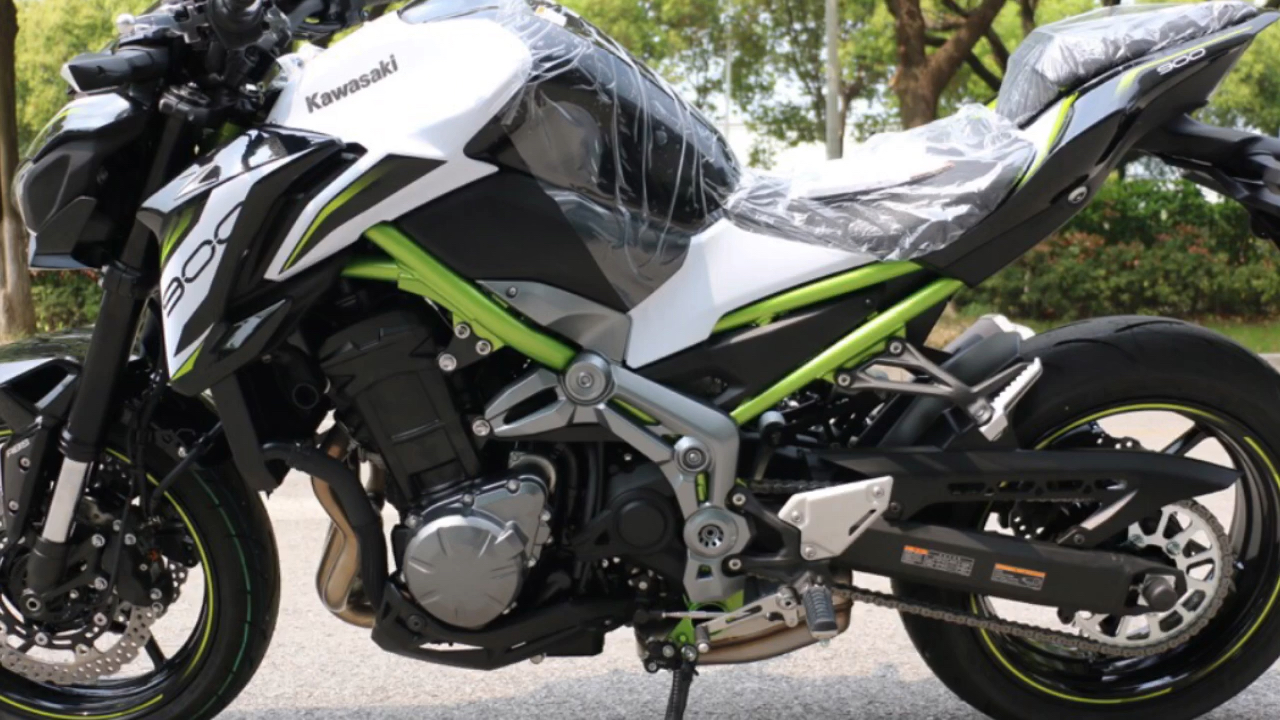 白色z900今天订车,13号取车,感谢老婆的支持