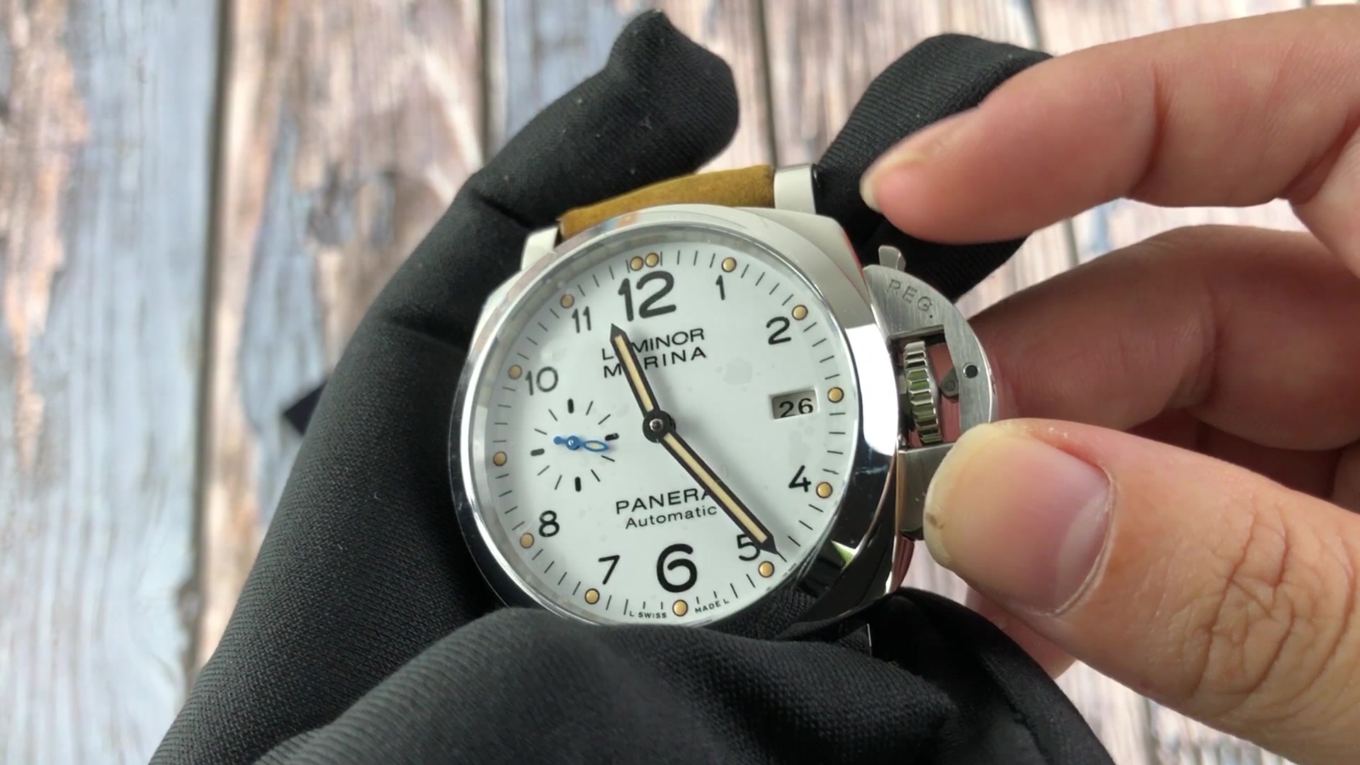 小维鉴表:评测沛纳海1523,别有一番风味的腕表