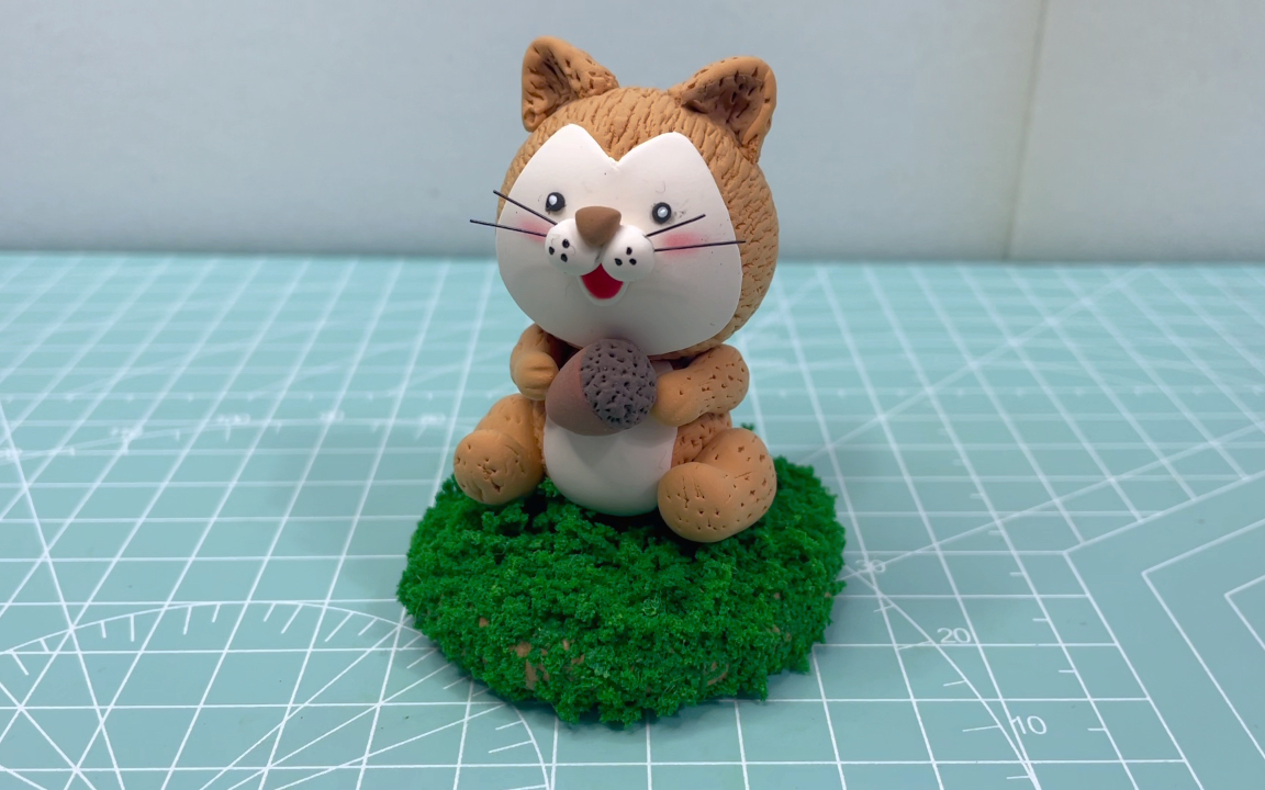 【动物粘土】小松鼠见过吗?蠢萌蠢萌又爱吃的那种_哔哩哔哩_bilibili