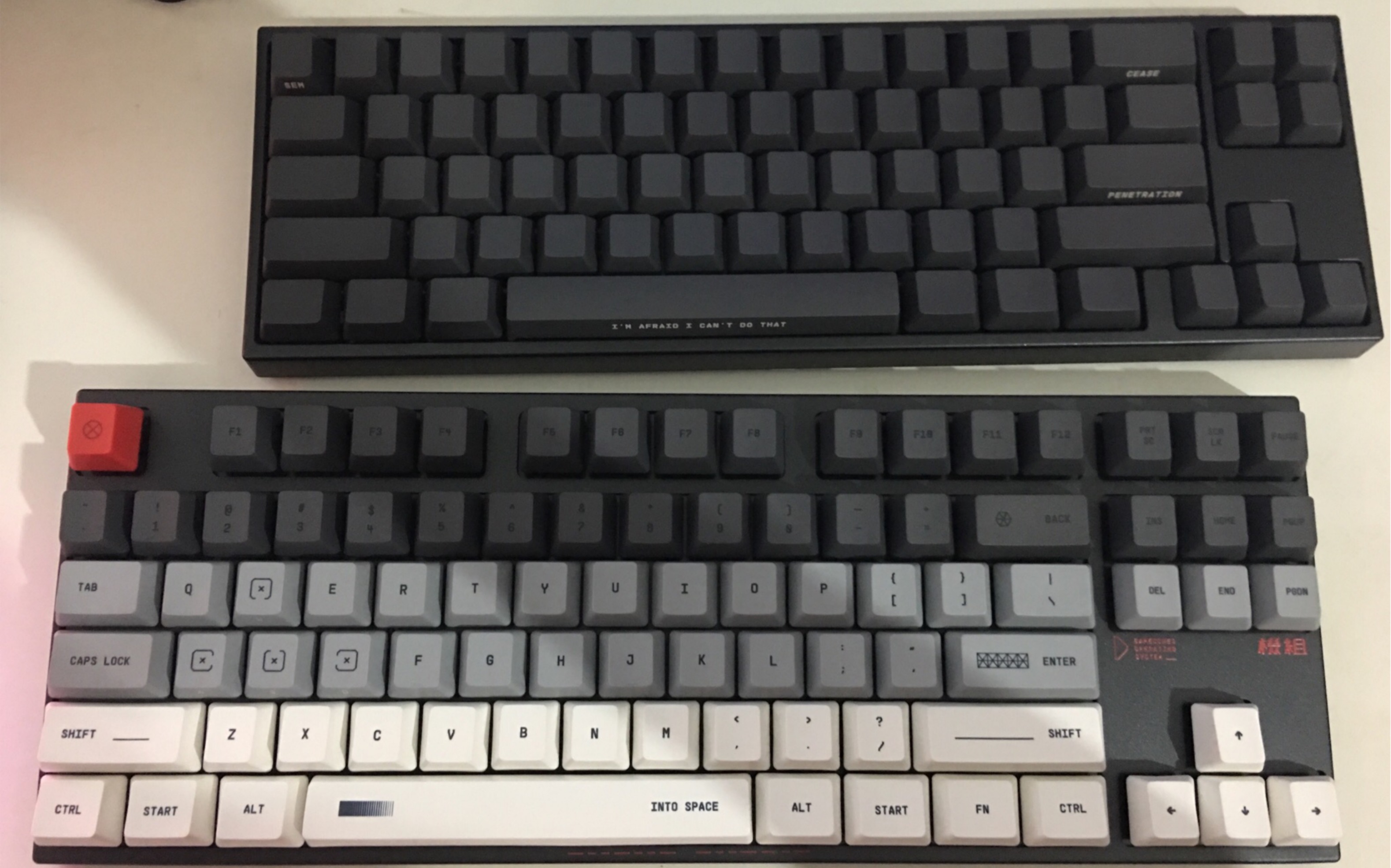 时至今日终于收到了 阿米洛×吉考斯联名 银轴 按键音