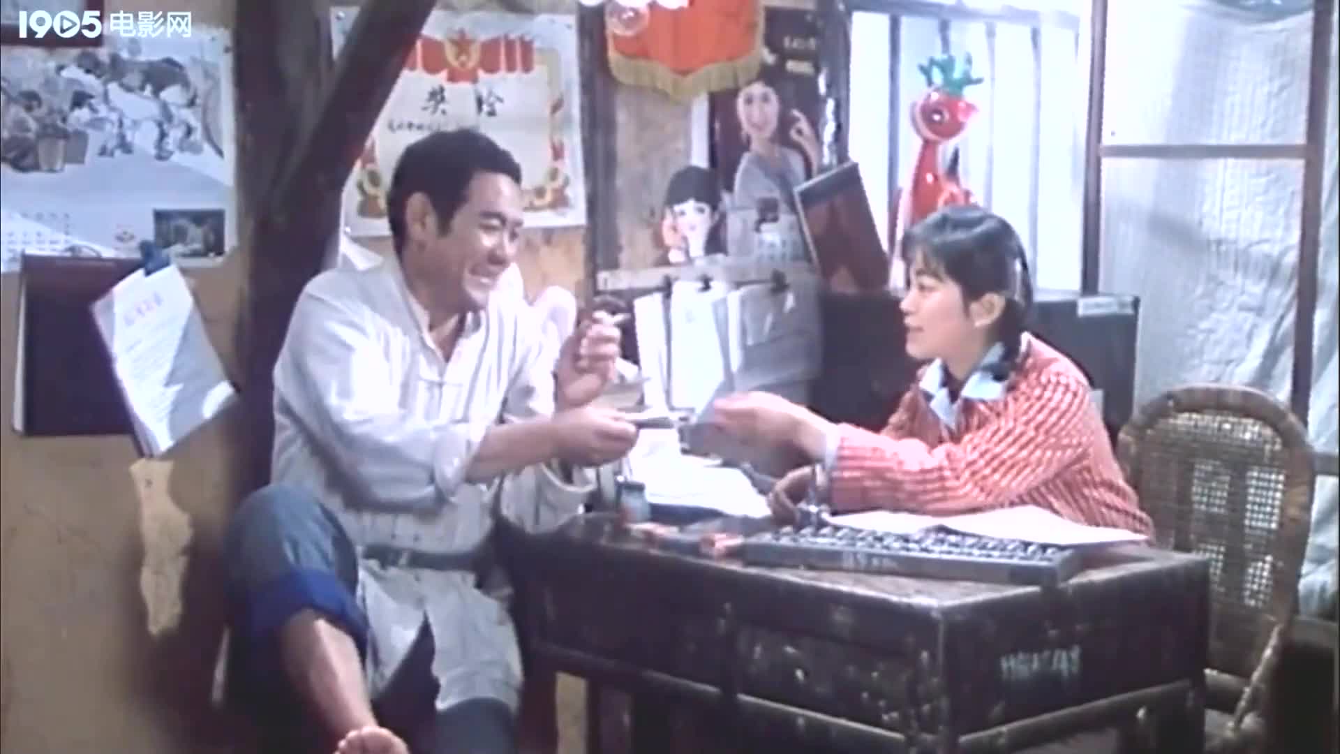 3. 艳冠80年代的李小力,善演交际花成名于《子夜》,如今杳无音讯哔哩哔哩bilibili