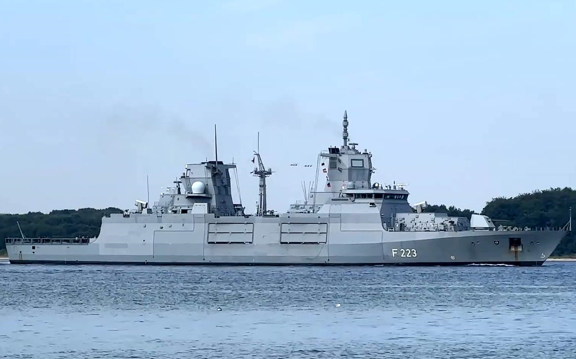 【德国海军】巴登·符腾堡级护卫舰 "北莱茵-威斯特法伦"号(f-223)