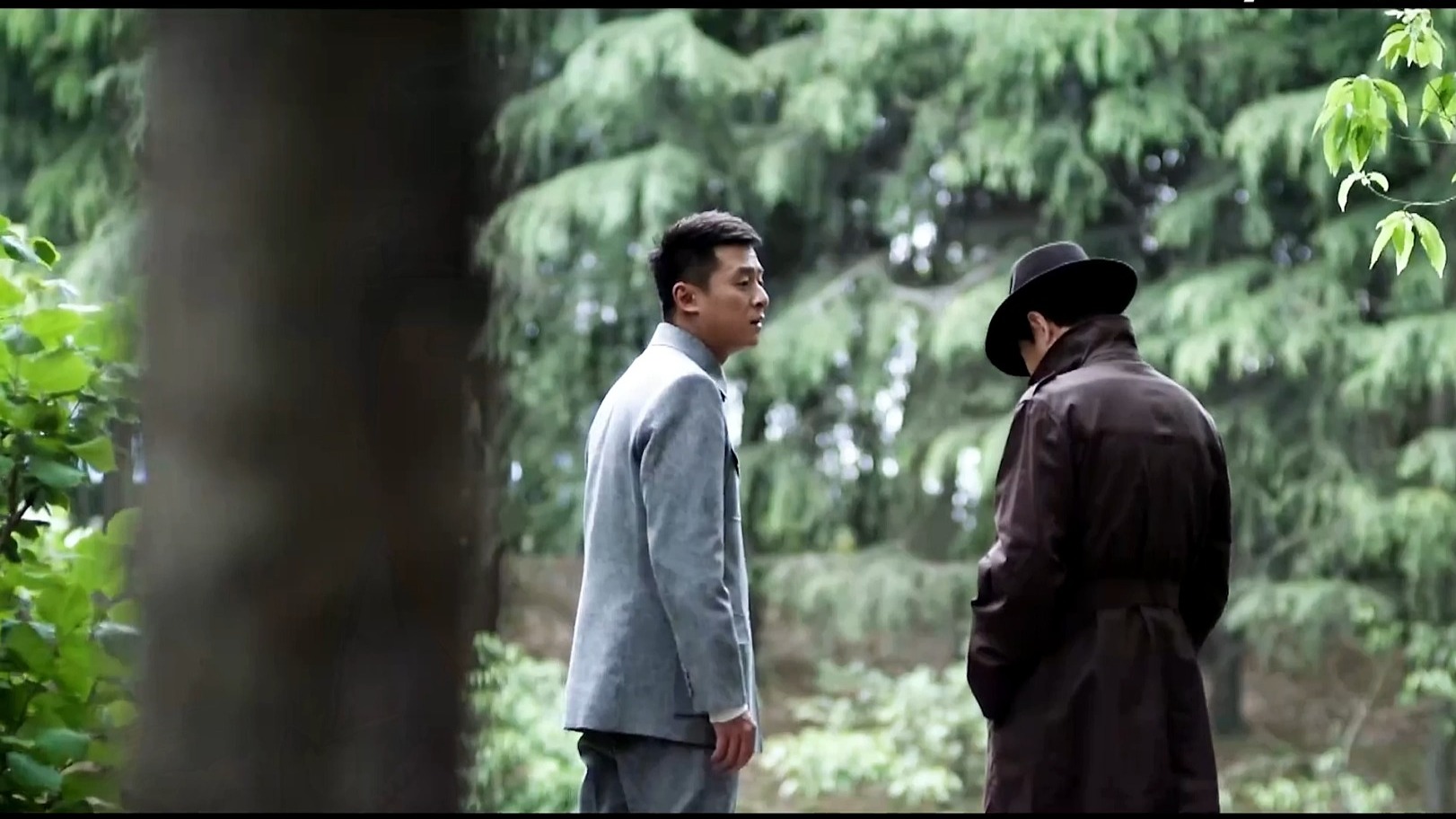 男人究竟看到了什么呢《追击者》下