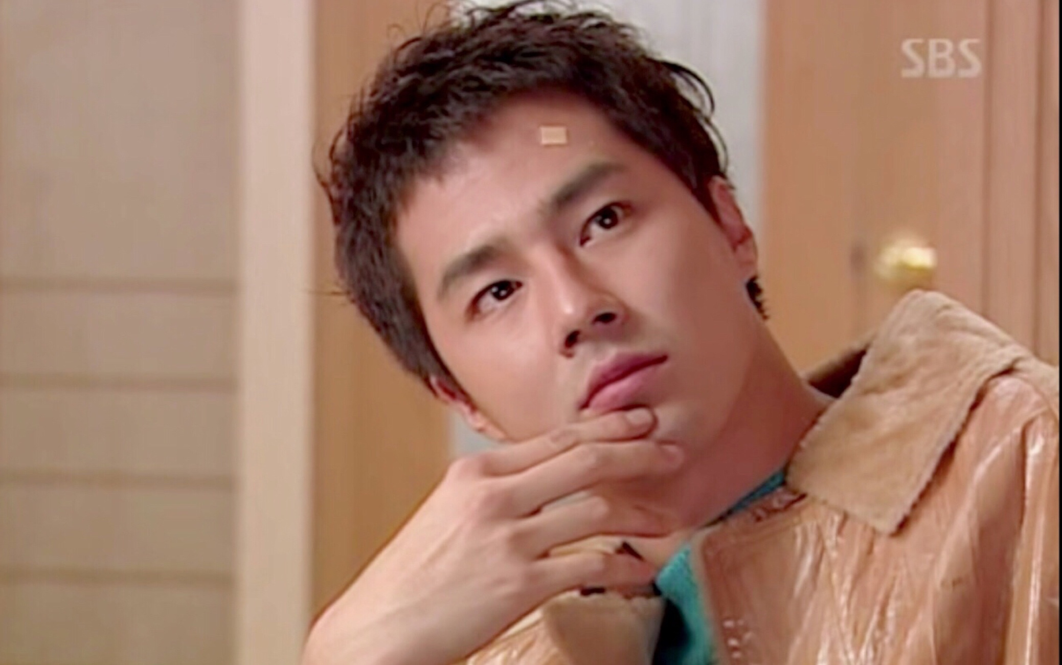 【赵寅成】巴厘岛cut2水晶被卖夜总会偶遇郑在民_哔哩哔哩 (゜-゜)つ