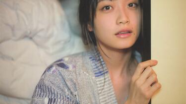 深川麻衣《我想永远陪在你身边》写真集[ずっと、そばにいたい]_哔哩哔