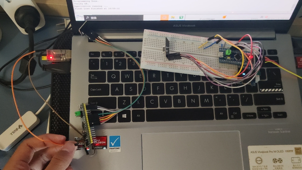 [图]STM32F103C8T6与NRF24L01无线传输数据，点灯。上手简单，看简介