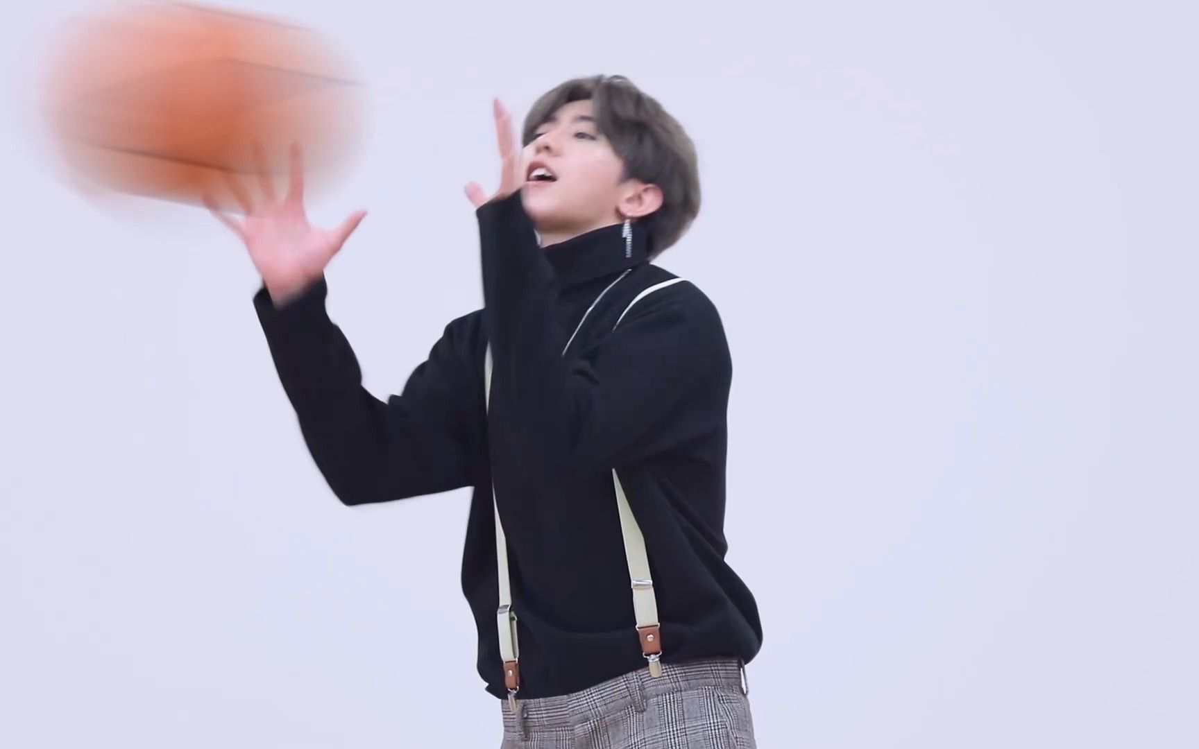 当坤坤没有接住篮球