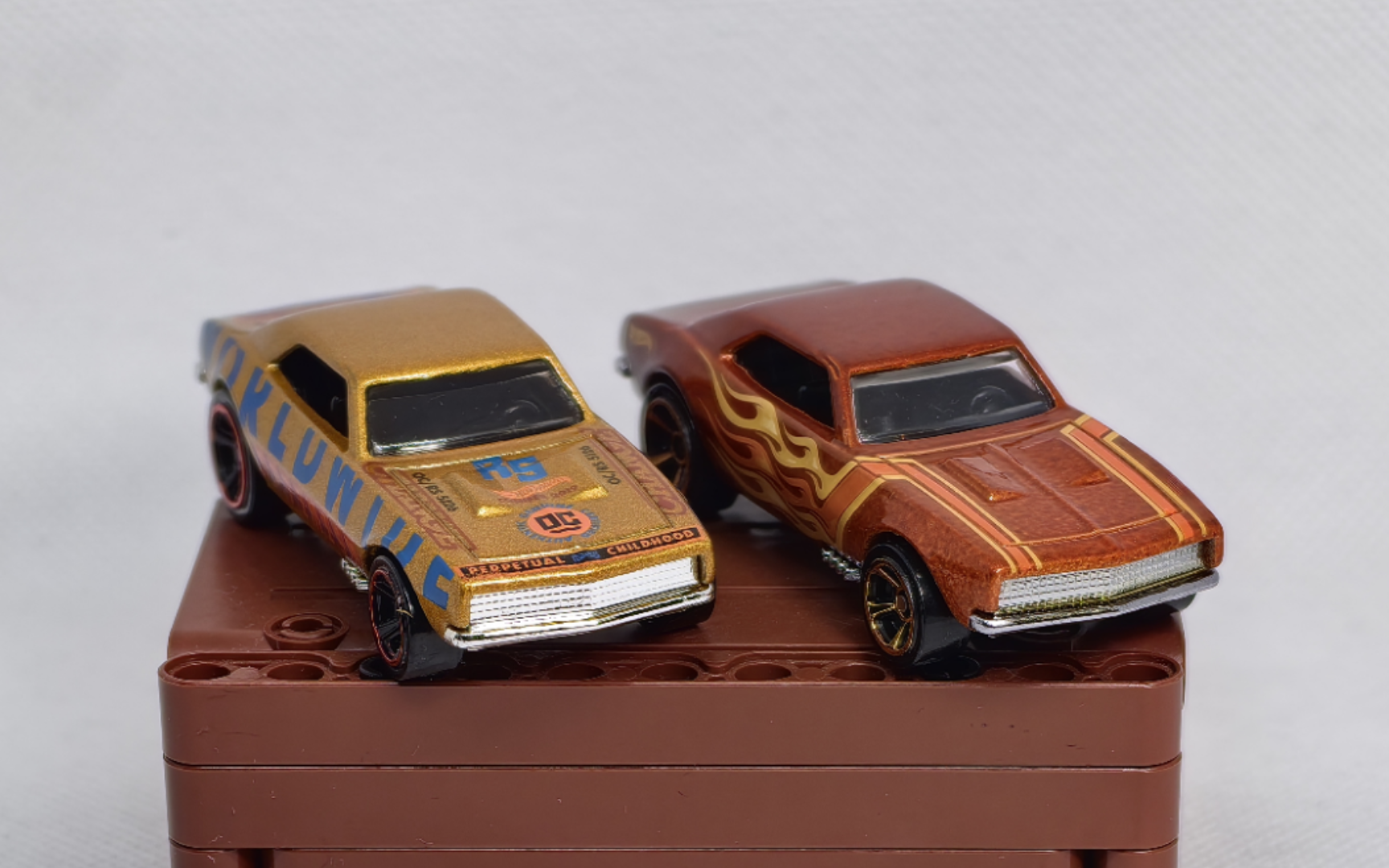 风火轮 64 camaro 双涂装