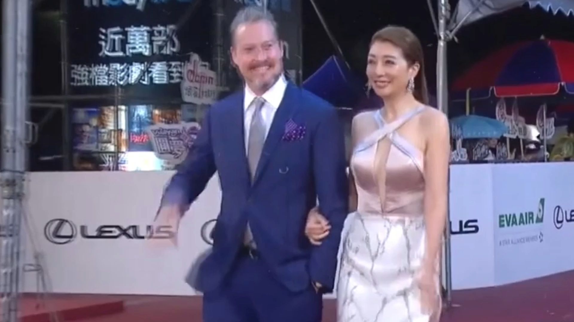 夏克立离婚案反转,即将见到女儿夏天,难掩心中激动