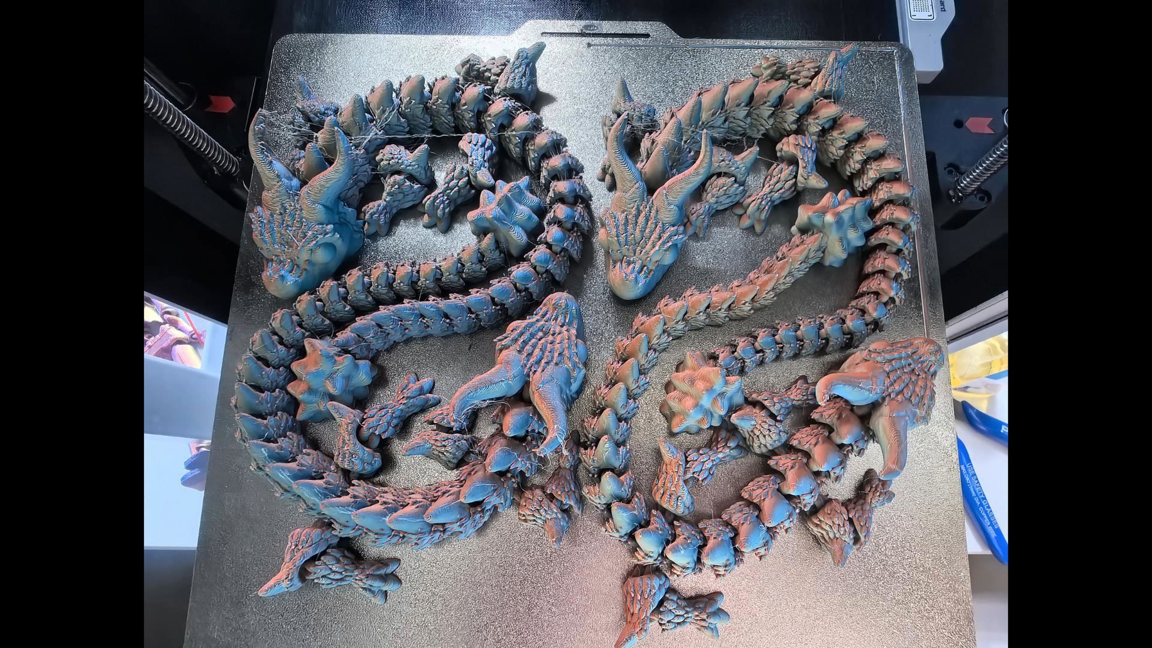 30cm大角鳞甲龙极限摆盘