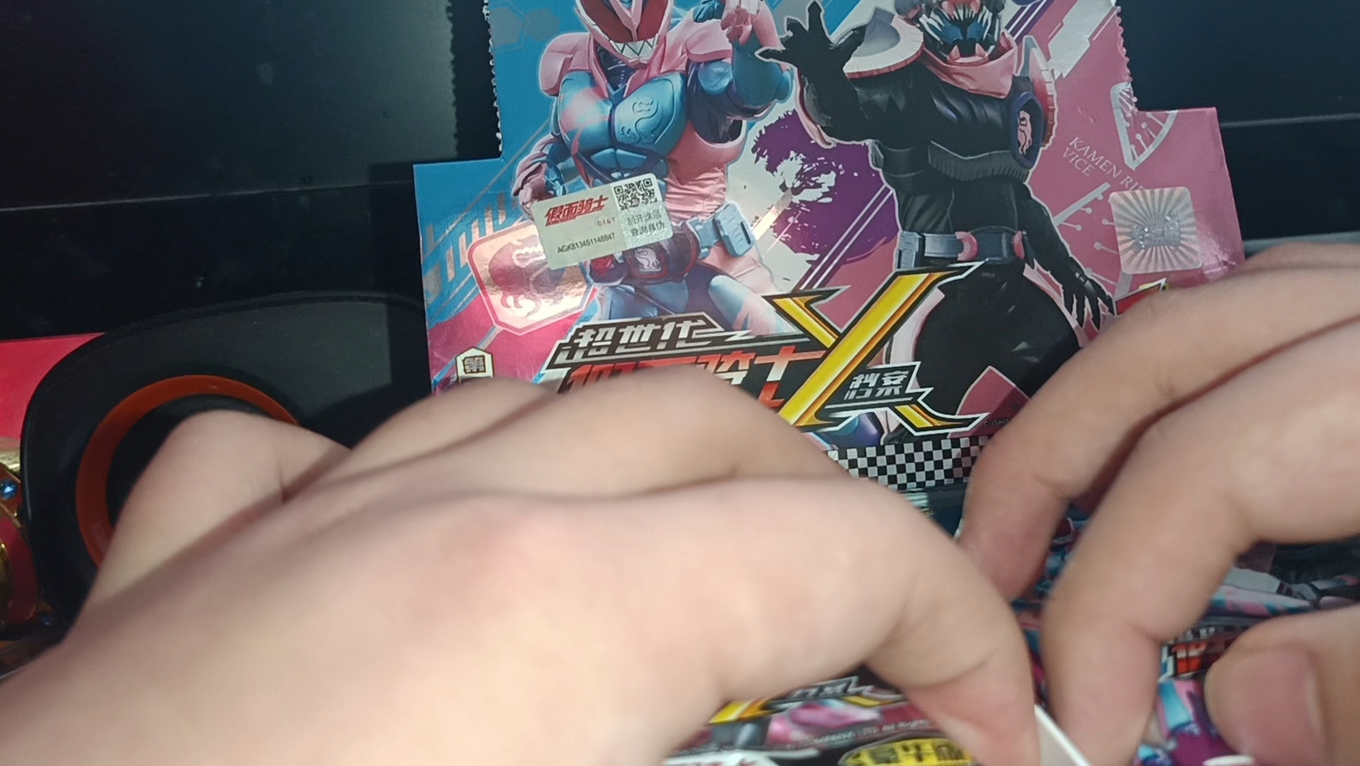 【简单开箱】假面骑士卡包