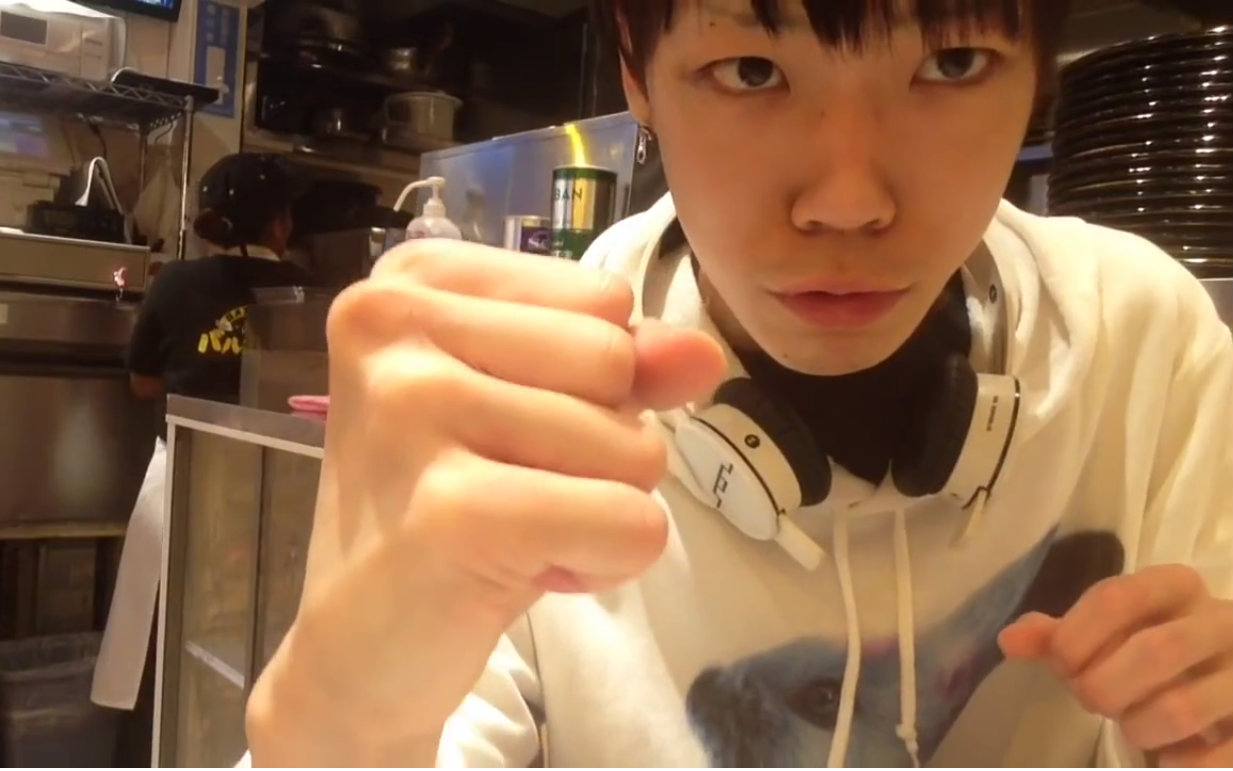 【日本大胃王】drac02小哥吃拉面 惊现说话福利 加速 正常速