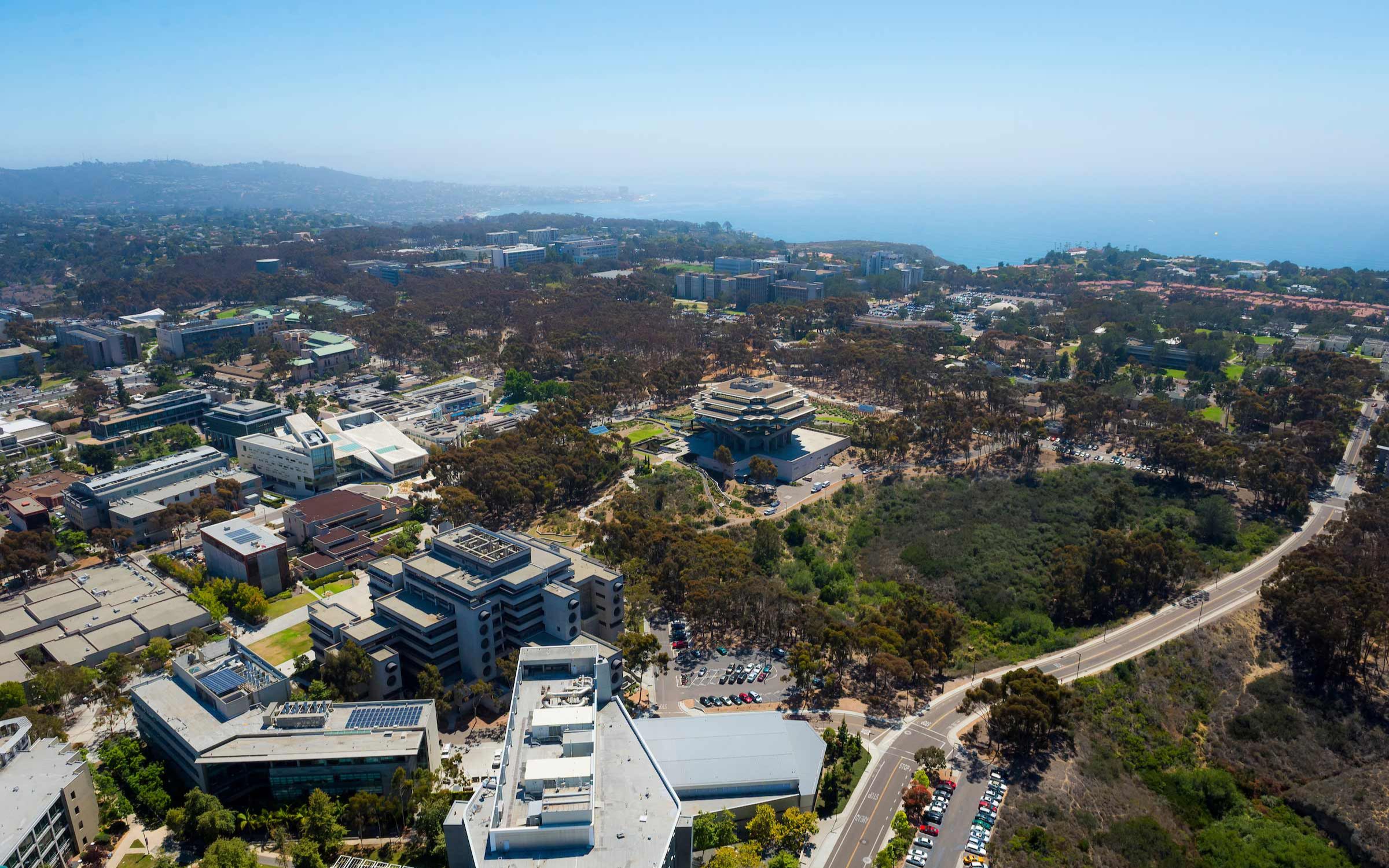 ucsd campus tour 纪念我逝去的青春