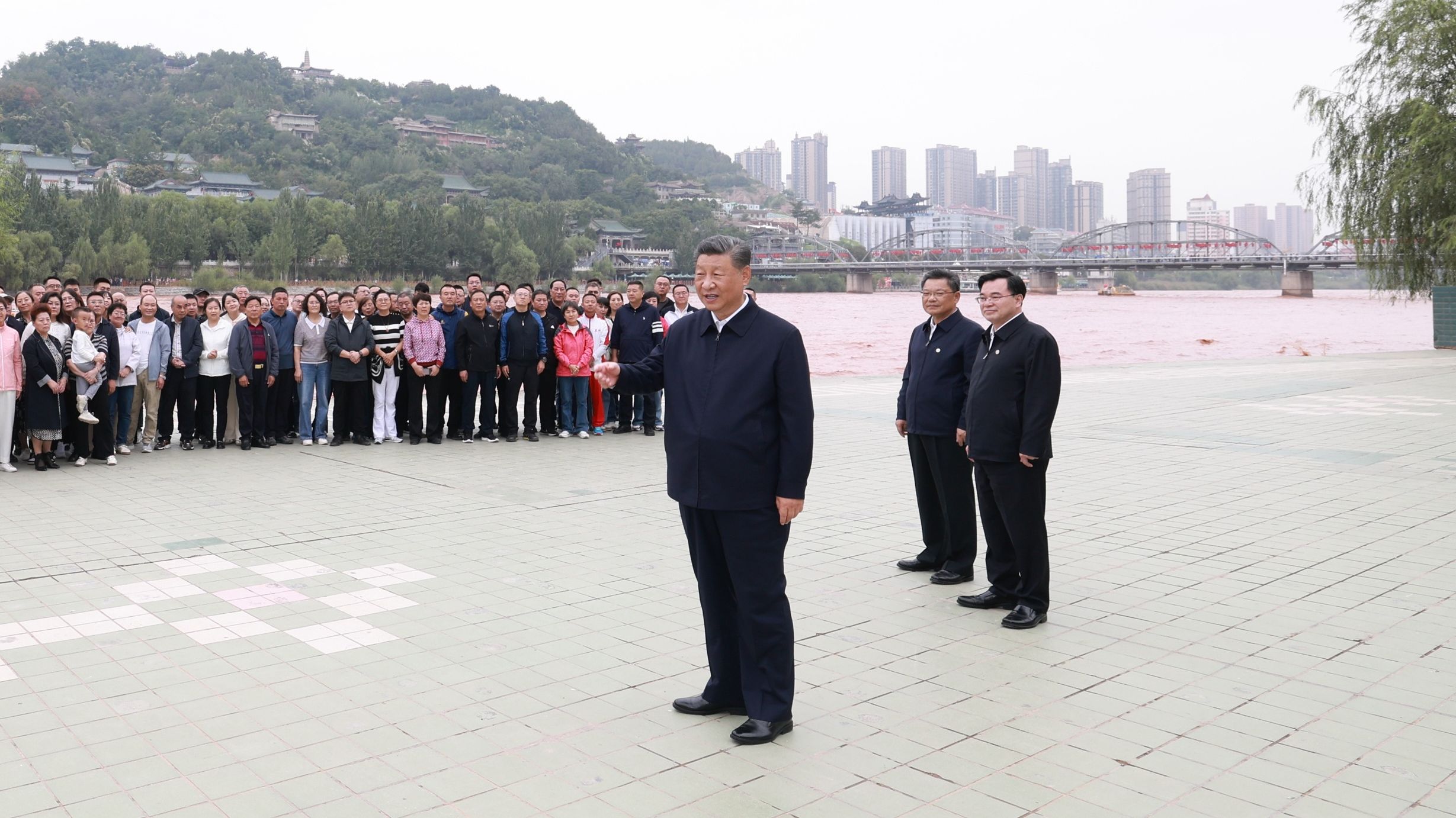 习近平在甘肃兰州市考察调研哔哩哔哩bilibili