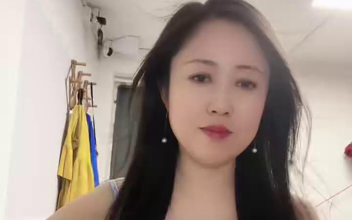 草莓姐姐-2024-06-08