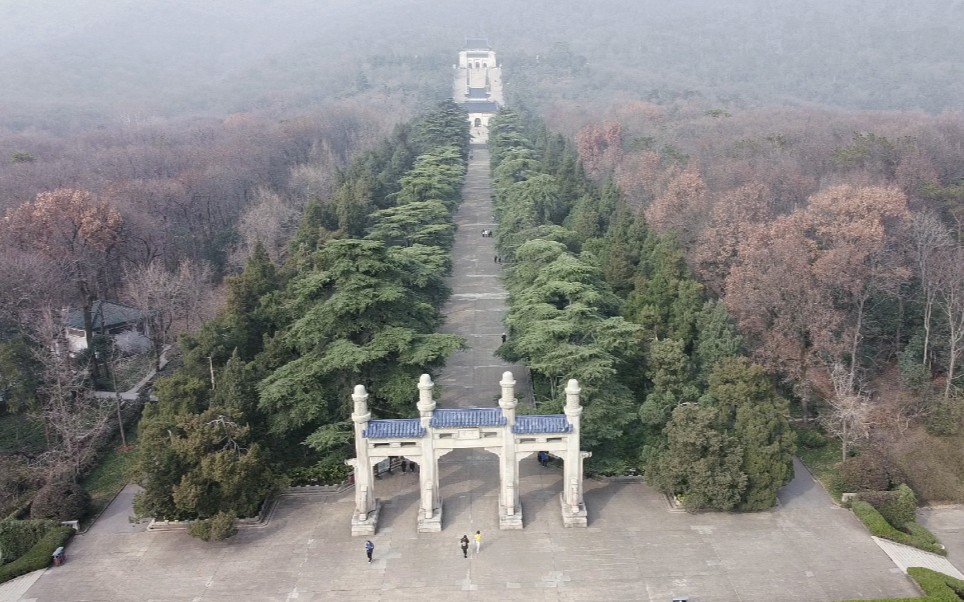 南京紫金山陵墓图片