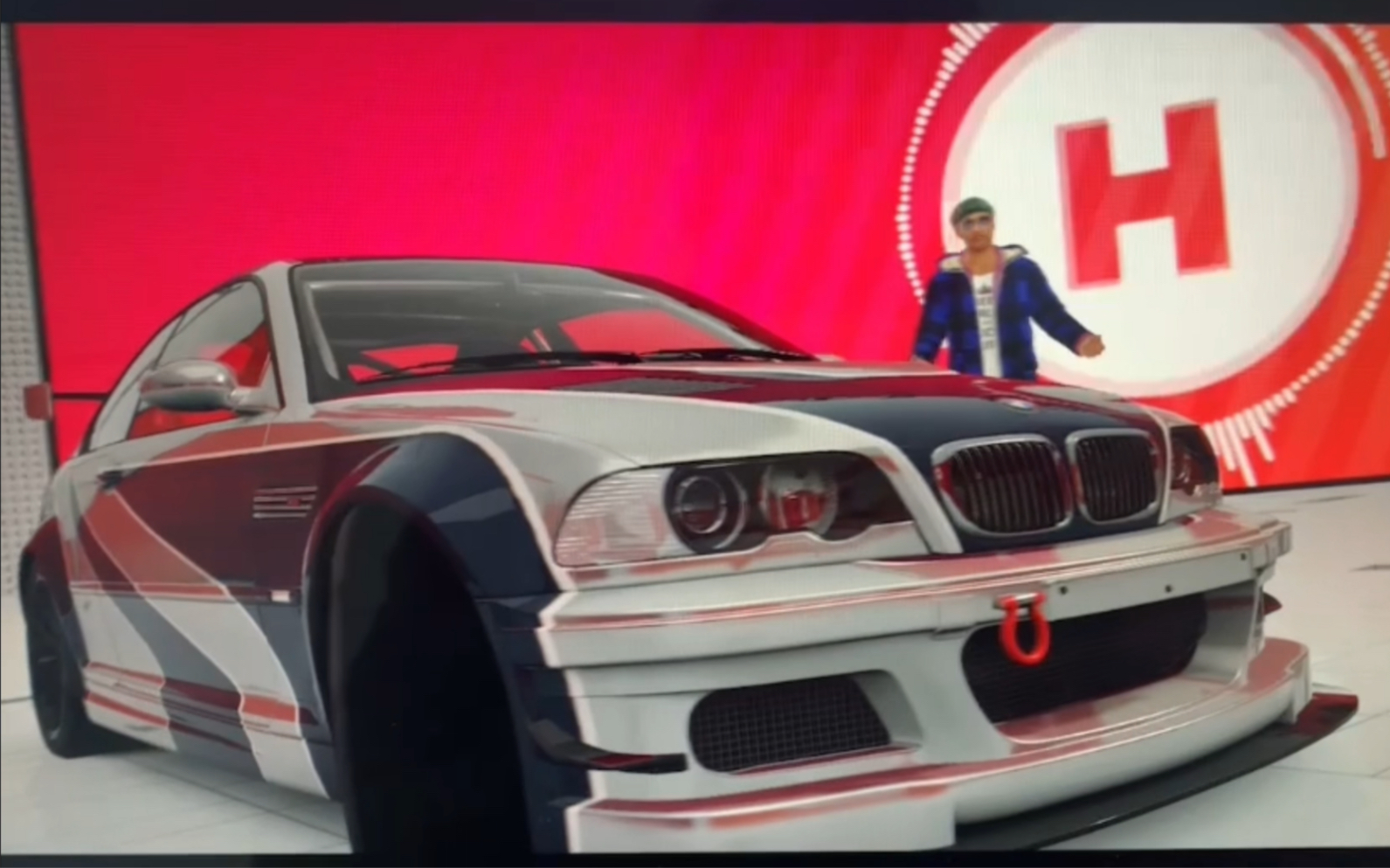 【地平线4】拍卖行蹲到了极品飞车9劳模m3 gtr,花了266个达不溜