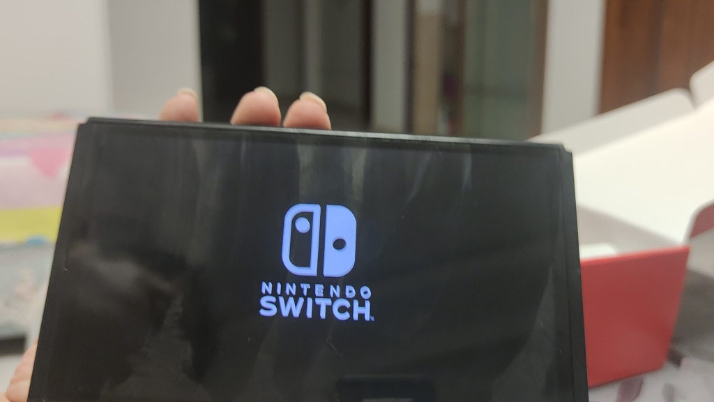 [图]40岁后开始玩游戏机，Switch oled开箱