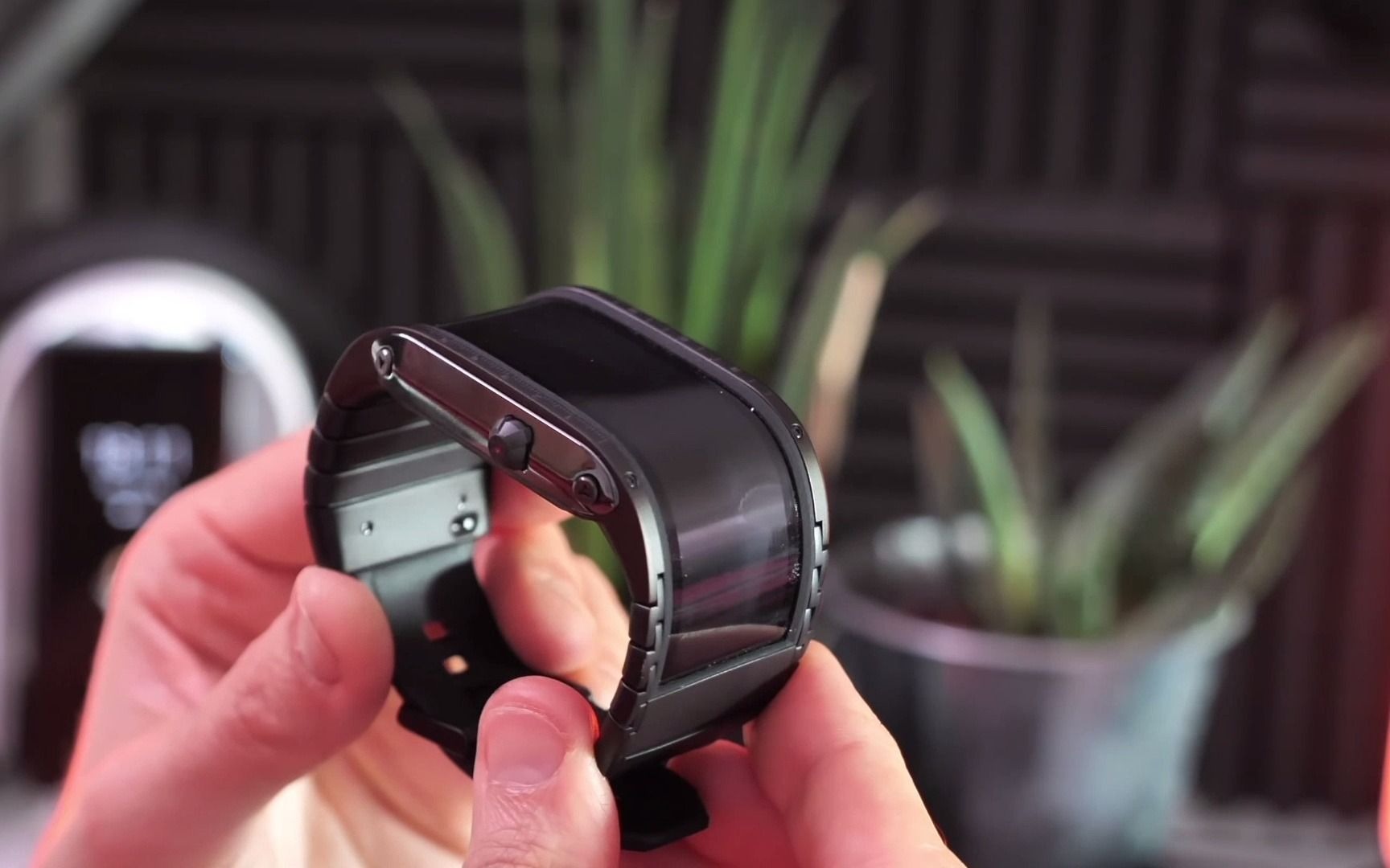 努比亚watch柔性屏手表开箱,东西是不错就是缺热度