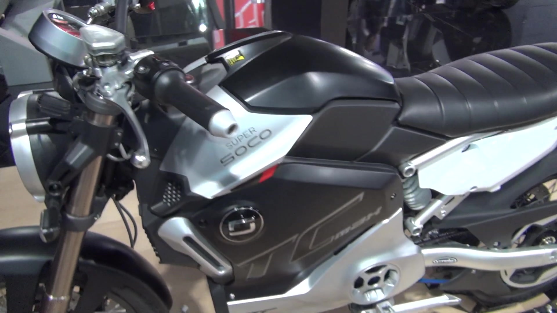 速珂super soco tc max (2020) 外观