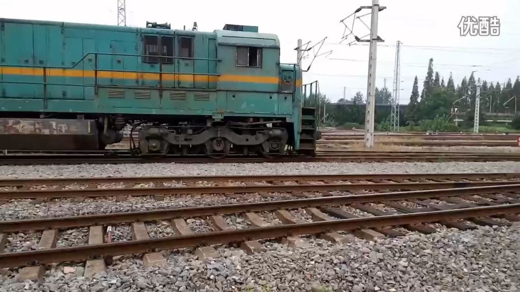 双机nd5出阜阳机务段