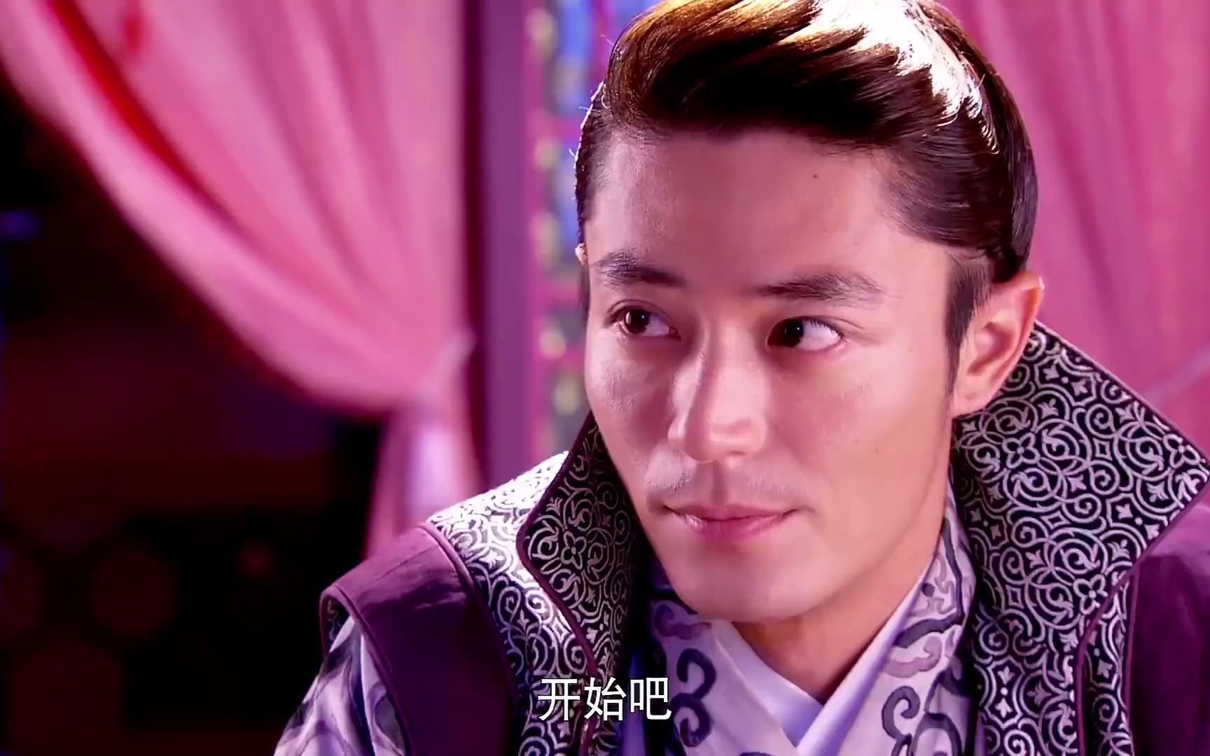 金玉良缘:喝酒猜拳,谁输就脱衣服,这个内衣都脱没了!