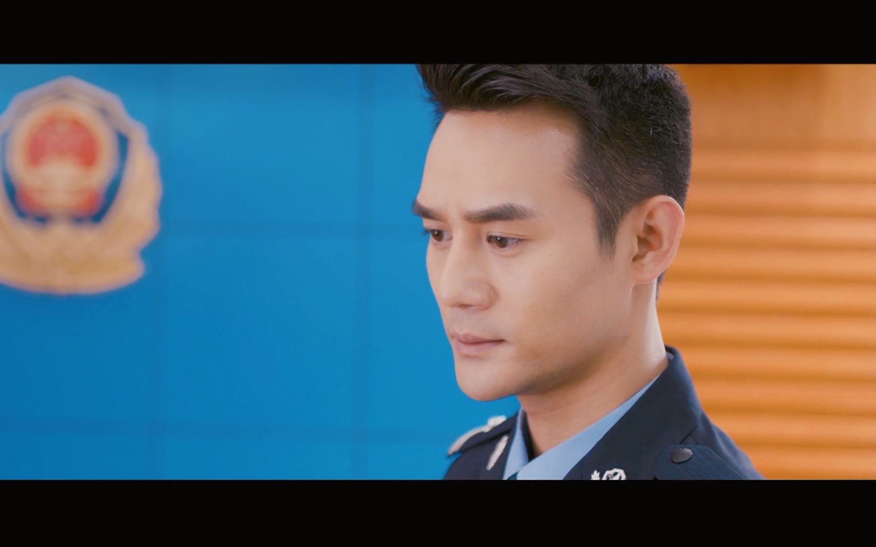 【王凯】季白警服cut 14