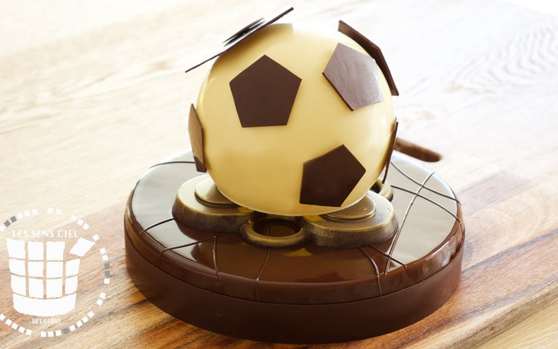 【Les sens ciel】为巧克力狂热的足球少年制作蛋糕~|How to make Soccer ball chocolate cake哔哩哔哩bilibili